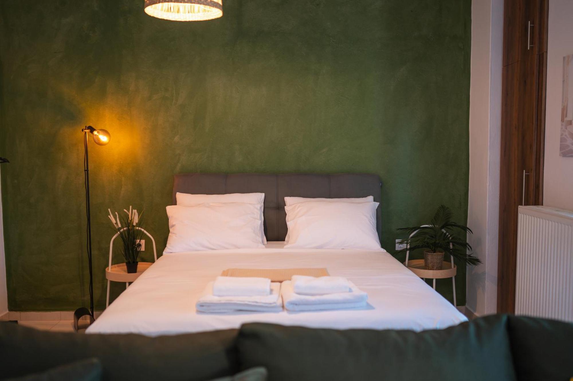 Ancient Forest Suite By Heeaven'S Hall Luxury Suites Alexandroupolis Buitenkant foto